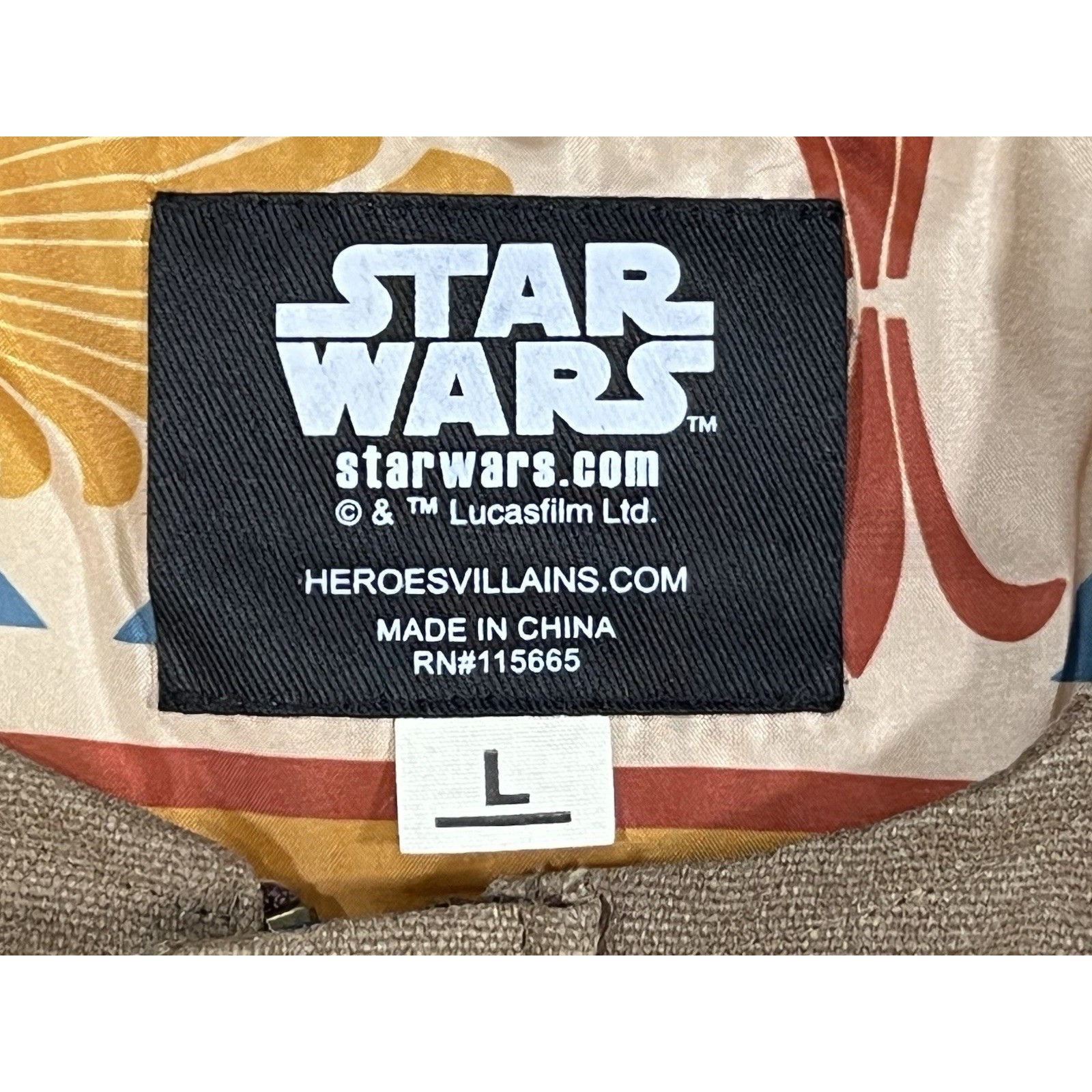 Qui-Gon Jinn Jedi Masterwork Jacket Star Wars Heroes & Villains Size Large — image 4 of 8